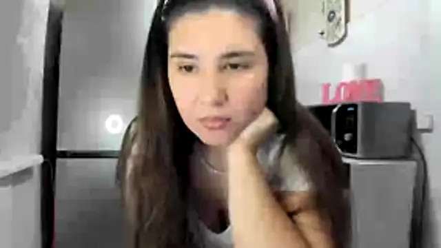 MiaMarrone online show from 29, 11, 2025