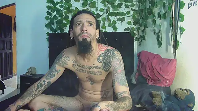 Snapshot of caribbeanlover1 chatting on 8, 4, 2026 caribbeanlover1 online show from 8, 4, 2026