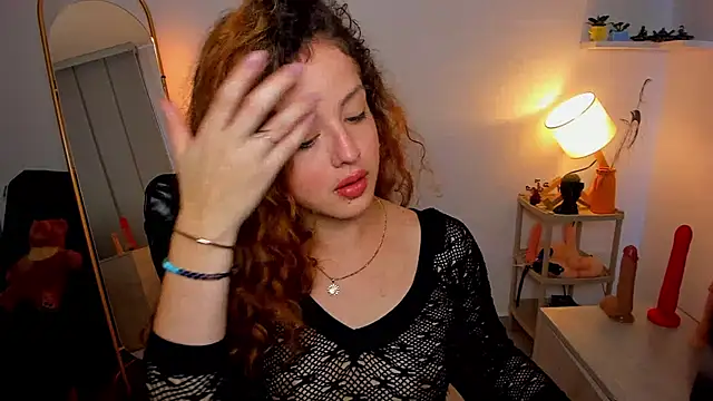 Cassandra Caiin online show from 14, 9, 2025