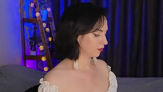 lily conor online show from 28, 7, 2026