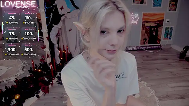 Careful i bite online show from 9, 11, 2025