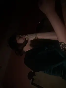 Flossy Vettie online show from 4, 11, 2025