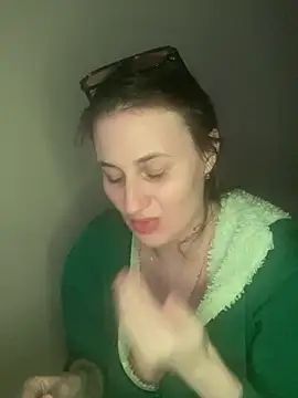 Snapshot of Flossy_Vettie chatting on 19, 4, 2026 Flossy Vettie online show from 19, 4, 2026
