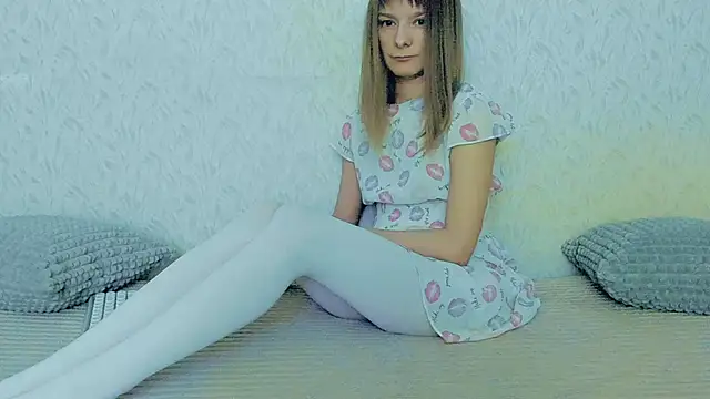 YourCaramel online show from 4, 2, 2025