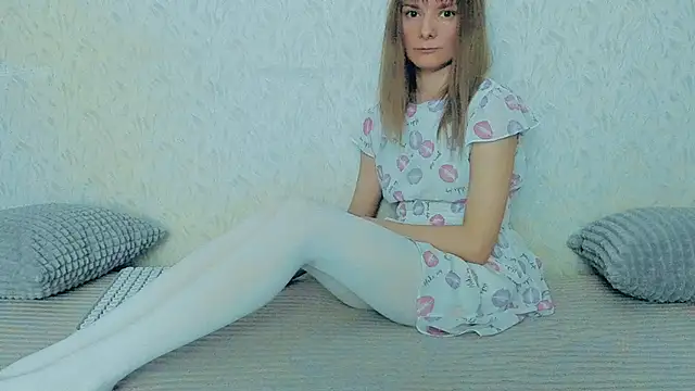 YourCaramel online show from 25, 2, 2025