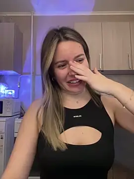 Snapshot of NastyushaaLove chatting on 8, 2, 2025 NastyushaaLove online show from 8, 2, 2025