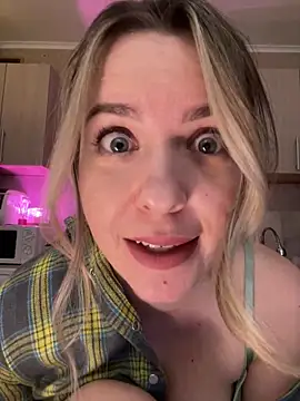 Snapshot of NastyushaaLove chatting on 19, 3, 2025 NastyushaaLove online show from 19, 3, 2025