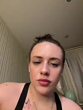 Lisaaan online show from 9, 1, 2025