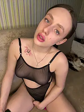 Lisaaan online show from 16, 3, 2025