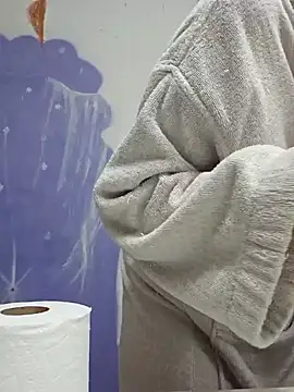 ScarletCallings420 online show from 8, 12, 2024