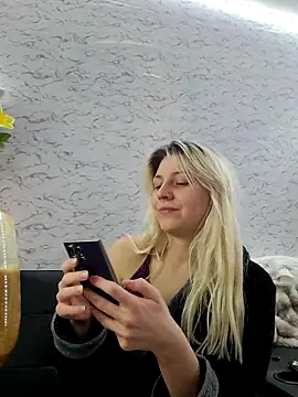 ScarletCallings420 online show from 6, 1, 2026