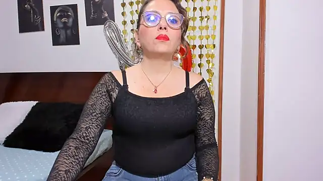 taylorhot70 online show from 28, 5, 2026