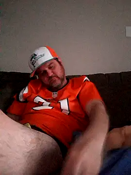 Snapshot of EZYves chatting on 2, 12, 2024 EZYves online show from 2, 12, 2024