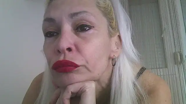 EvaaMina online show from 1, 1, 2025