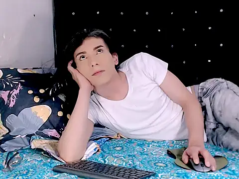 Snapshot of camii_extrange chatting on 14, 3, 2026 camii extrange online show from 14, 3, 2026