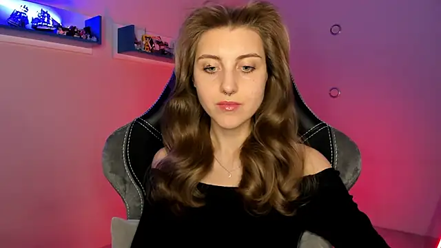 CassiaBlade1 online show from 2, 3, 2025