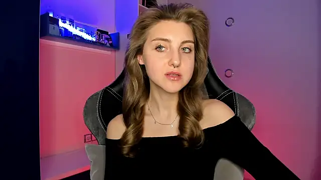 CassiaBlade1 online show from 6, 3, 2025