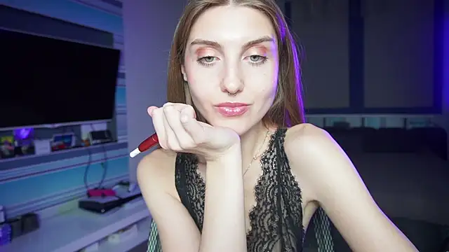 CassiaBlade1 online show from 25, 9, 2025