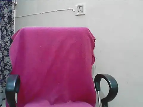 Snapshot of LovingPihu chatting on 2, 5, 2026 LovingPihu online show from 2, 5, 2026