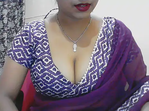 Snapshot of LovingPihu chatting on 10, 5, 2026 LovingPihu online show from 10, 5, 2026