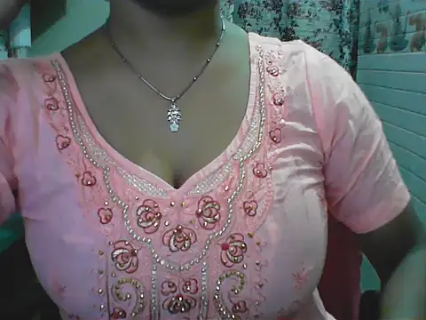 Snapshot of LovingPihu chatting on 26, 5, 2026 LovingPihu online show from 26, 5, 2026