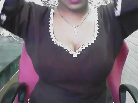 Snapshot of LovingPihu chatting on 28, 5, 2026 LovingPihu online show from 28, 5, 2026