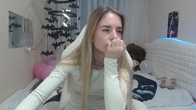 DeboraHorny online show from 16, 10, 2025