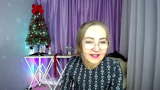 queen a n i online show from 6, 1, 2026