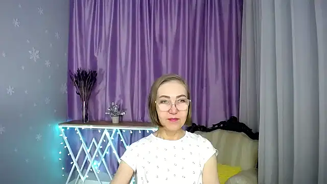 queen a n i online show from 16, 3, 2026