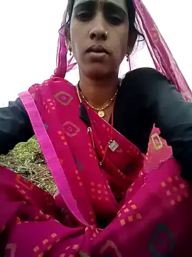 Snapshot of Mohni_Das chatting on 1, 10, 2025 Mohni Das online show from 1, 10, 2025
