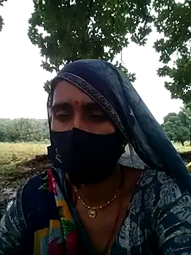 Snapshot of Mohni_Das chatting on 6, 10, 2025 Mohni Das online show from 6, 10, 2025