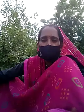 Snapshot of Mohni_Das chatting on 13, 10, 2025 Mohni Das online show from 13, 10, 2025
