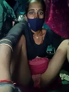 Snapshot of Mohni_Das chatting on 13, 10, 2025 Mohni Das online show from 13, 10, 2025