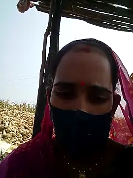 Snapshot of Mohni_Das chatting on 15, 10, 2025 Mohni Das online show from 15, 10, 2025