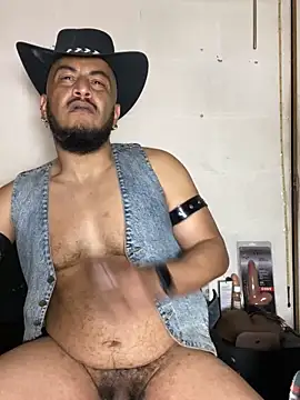 Snapshot of the_master_foal_ chatting on 2, 2, 2026 the master foal online show from 2, 2, 2026