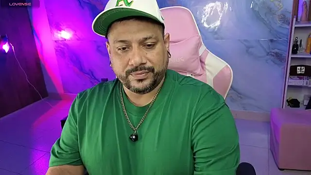 Snapshot of jacoob_woods chatting on 1, 5, 2026 jacoob woods online show from 1, 5, 2026