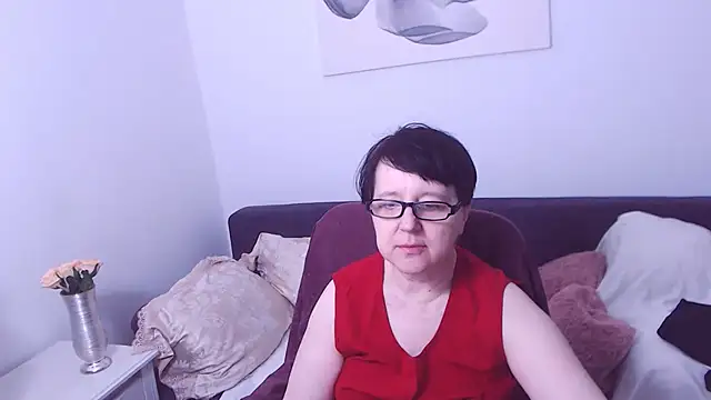 Snapshot of ChristaRose chatting on 9, 5, 2026 ChristaRose online show from 9, 5, 2026