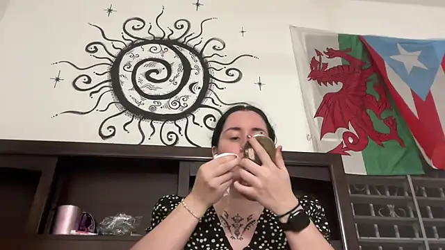 Snapshot of poppergirl69 chatting on 26, 10, 2025 poppergirl69 online show from 26, 10, 2025