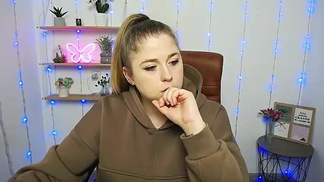 Snapshot of JessikaDaniel chatting on 22, 1, 2025 JessikaDaniel online show from 22, 1, 2025