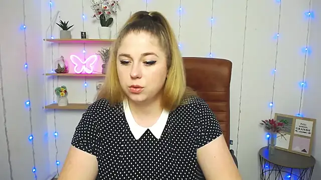 Snapshot of JessikaDaniel chatting on 28, 1, 2025 JessikaDaniel online show from 28, 1, 2025