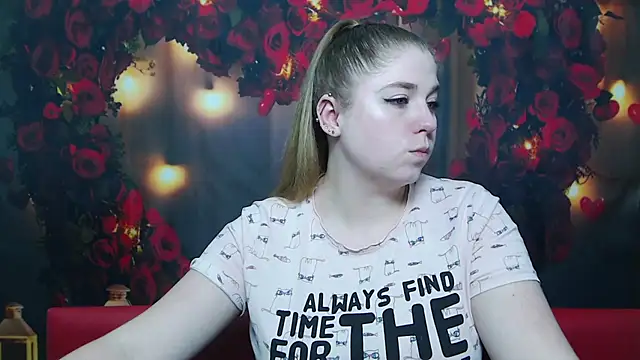 Snapshot of JessikaDaniel chatting on 5, 2, 2025 JessikaDaniel online show from 5, 2, 2025