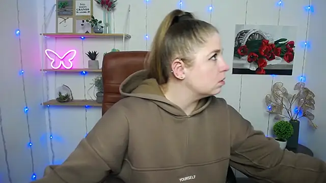 Snapshot of JessikaDaniel chatting on 6, 3, 2025 JessikaDaniel online show from 6, 3, 2025