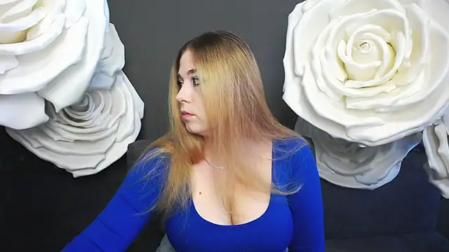 Snapshot of JessikaDaniel chatting on 11, 9, 2025 JessikaDaniel online show from 11, 9, 2025