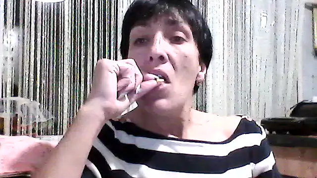 Snapshot of SunnyAmorre chatting on 23, 5, 2026 SunnyAmorre online show from 23, 5, 2026