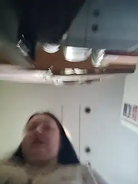 Rini333 online show from 15, 2, 2026