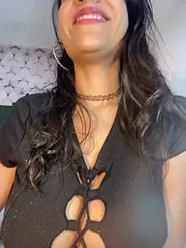 Snapshot of PilarJones_ chatting on 30, 1, 2025 PilarJones online show from 30, 1, 2025