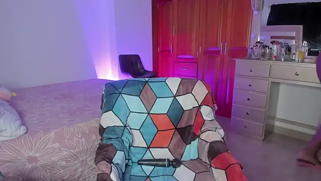 Snapshot of emma_rules99 chatting on 17, 9, 2025 emma rules99 online show from 17, 9, 2025