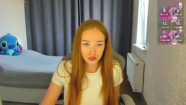 Hot Mia  online show from 16, 6, 2026