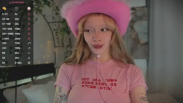 Snapshot of boobsybootie chatting on 23, 6, 2026 boobsybootie online show from 23, 6, 2026