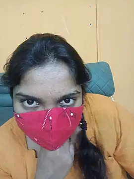 Snapshot of lovely-latha chatting on 15, 5, 2026 lovely-latha online show from 15, 5, 2026